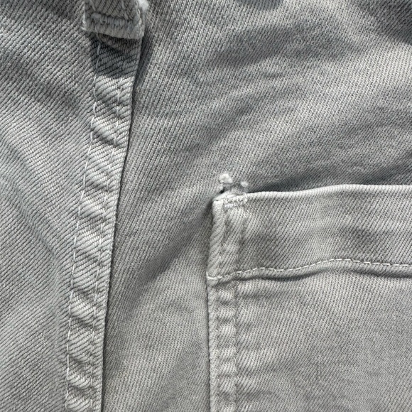 Zara Cream Relaxed Fit Jeans with Frayed Hem - Picture 4 of 4